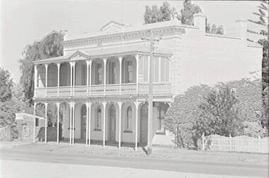 Negative - Iron Lacework - Verandah - Gold Mines Hotel Bendigo, Allan Doney, 1950 -1970
