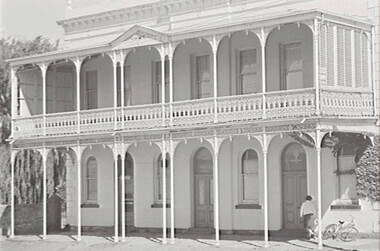 Negative - Iron Lacework - Verandah - Gold Mines Hotel Bendigo, Allan Doney, 1950 -1970
