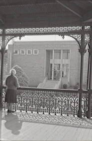 Negative - Atkinson Building Bendigo - Verandah - Art Gallery - Mrs Doney, Allan Doney, 1950 -1970