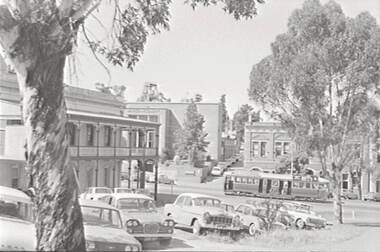 Negative - Atkinson Building Bendigo - Art Gallery - Trades Hall, Allan Doney, 1950 -1970
