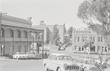 Negative - Atkinson Building Bendigo - Art Gallery - Trades Hall, Allan Doney, 1950 -1970