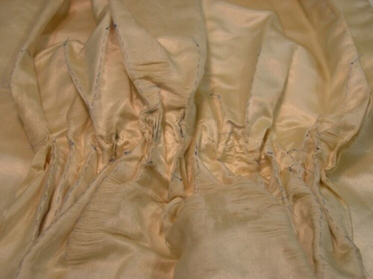  Detail of fold line markings on wedding dress