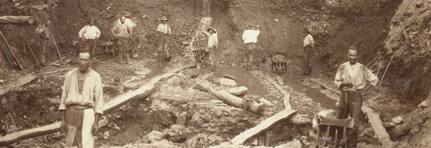 people working in mines