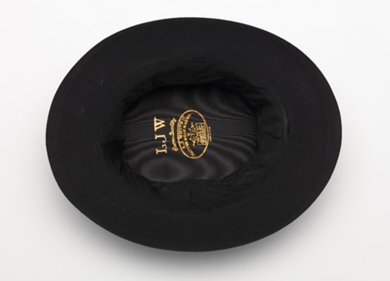 View of the underside of top hat